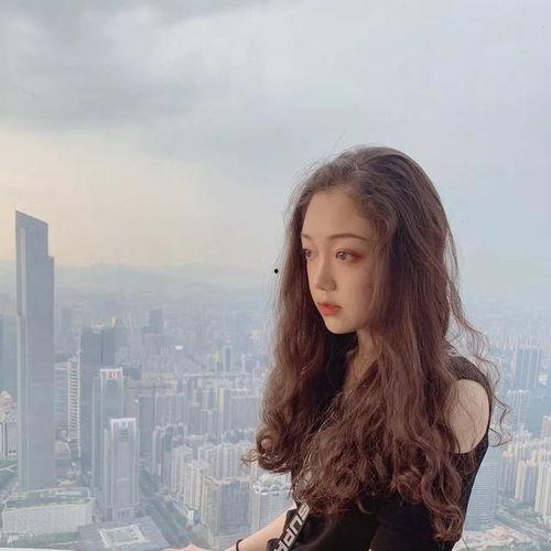 希林娜依最新爆料,揭秘她的成长故事与音乐梦想 第3张 希林娜依最新爆料,揭秘她的成长故事与音乐梦想 第3张